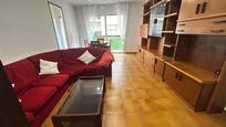 Sala d'estar de Pis de lloguer en Argentona amb Moblat, Forn i Microones