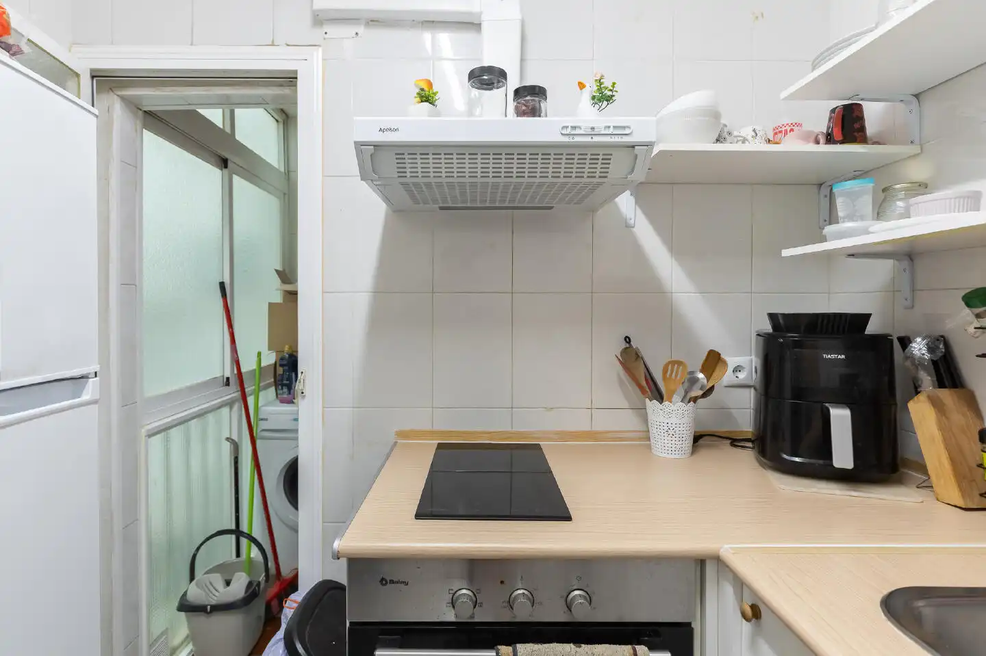 Kitchen of Flat for sale in Sant Adrià de Besòs