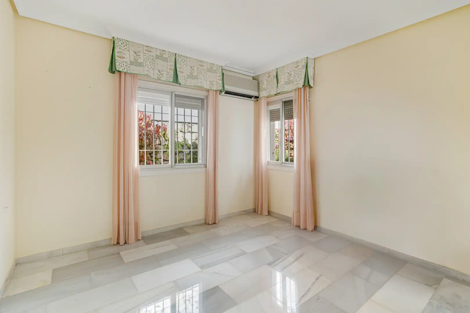 Casa amb piscina en venda a Riviera del Sol, imagen 18