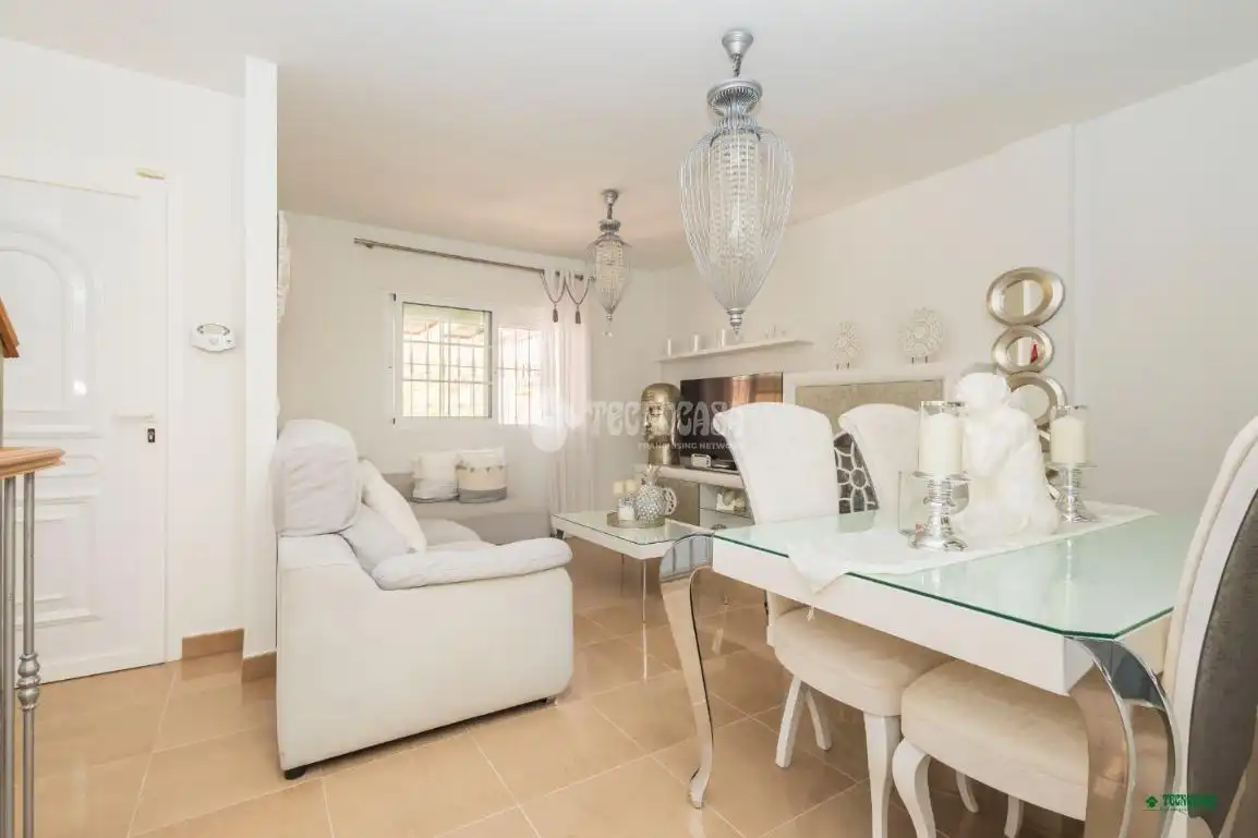 Semi-detached house with terrace for sale in Vera Ciudad, imagen 4