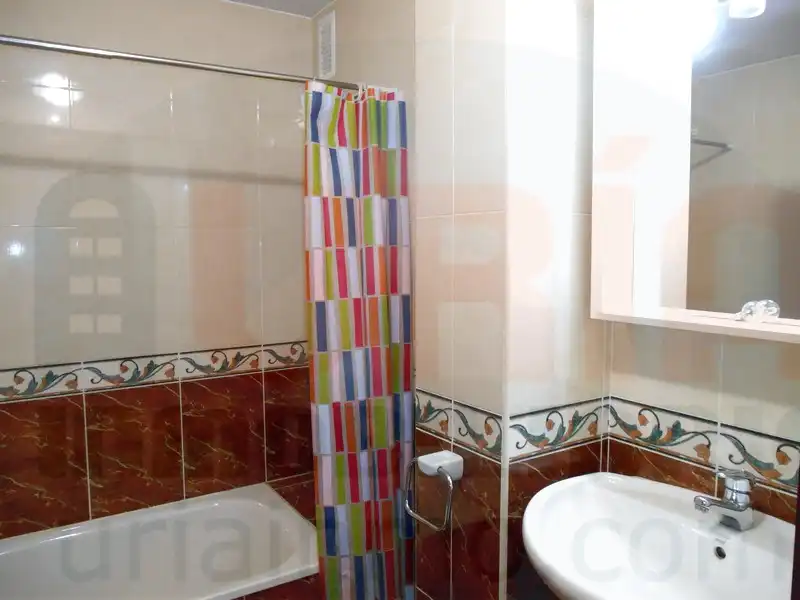 Apartments for rent in Calle Nueve de Mayo, Salesas - Foncalada - Campoamor