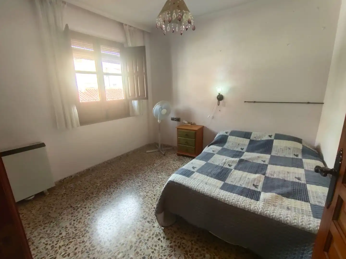 Habitación de Piso en venta en Guadix con Amueblado