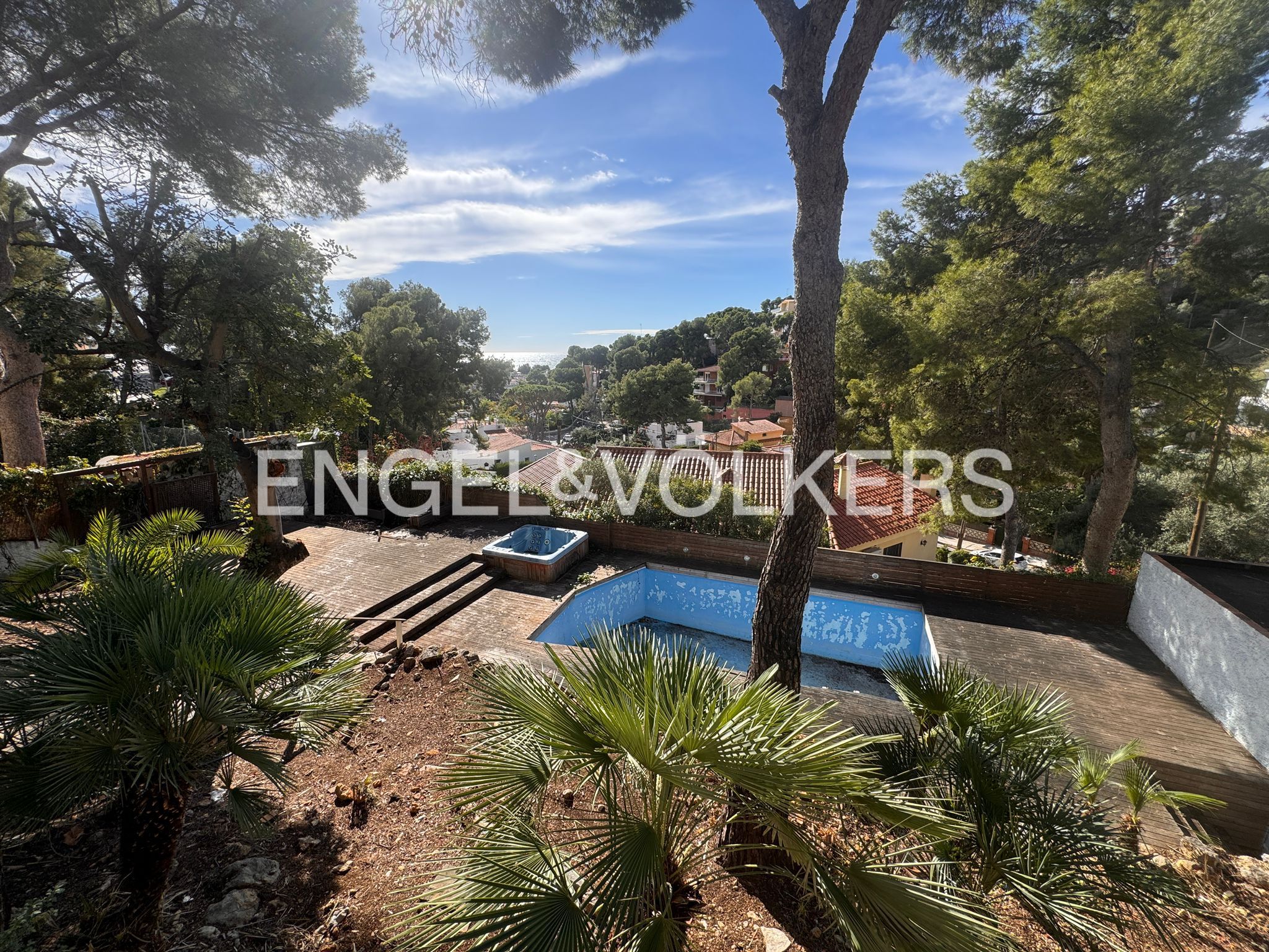 Vista exterior de Casa o chalet en venta en Castelldefels con Calefacción, Jardín privado y Terraza