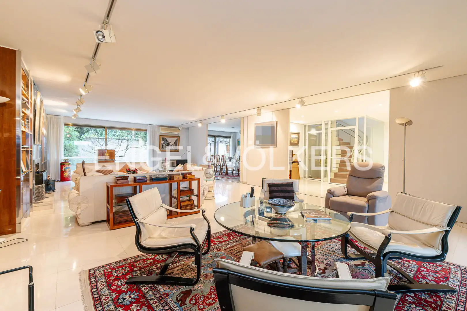 Vista exterior de Casa o chalet en venta en Madrid con Aire acondicionado, Calefacción y Jardín privado