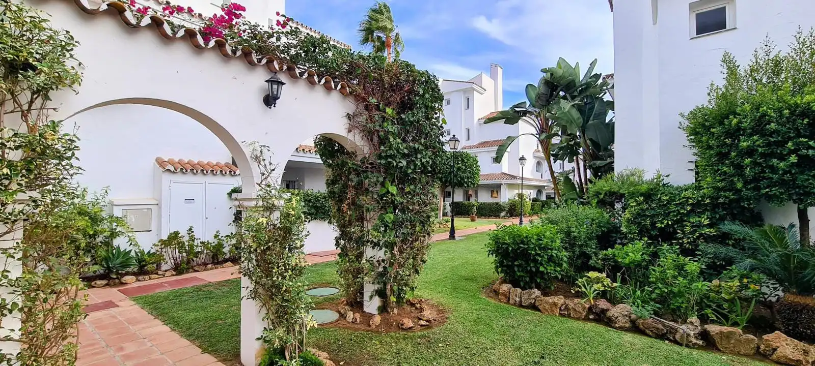 Apartments for rent in ALMOGIA-NARANJOS MARBELLA, 3, La Dama de Noche - La Alzambra