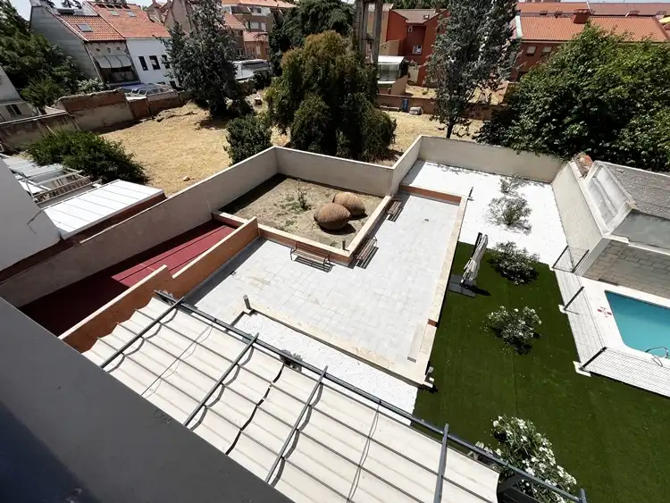 Terrassa de Pis de lloguer en Madrid amb Calefacció, Parquet i Terrassa