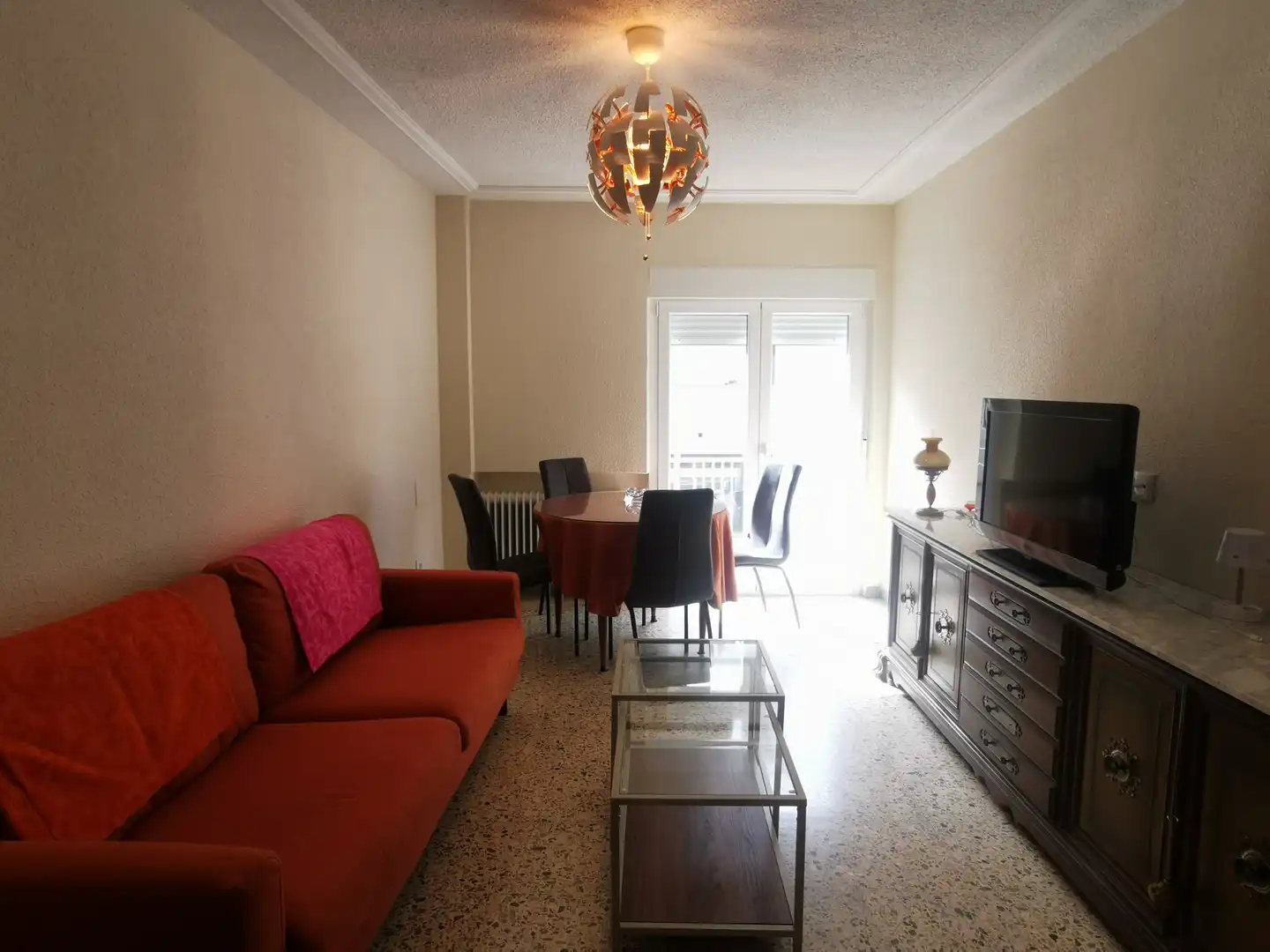 Wohnzimmer von Wohnung zur Miete in Salamanca mit Heizung, Möbliert und Ofen