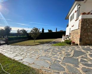 Vista exterior de Casa o xalet en venda en Santa Eulàlia de Ronçana amb Aire condicionat, Calefacció i Jardí privat