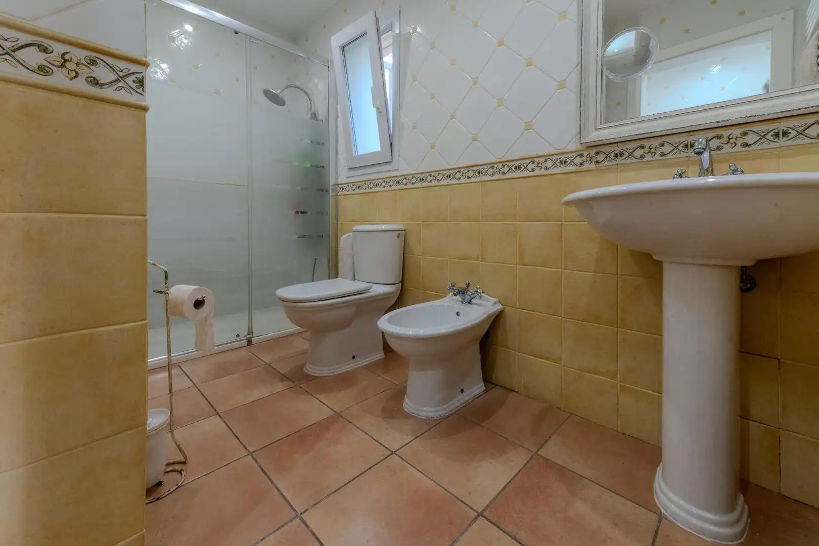 Bany de Casa o xalet en venda en Castellar del Vallès amb Calefacció, Jardí privat i Terrassa