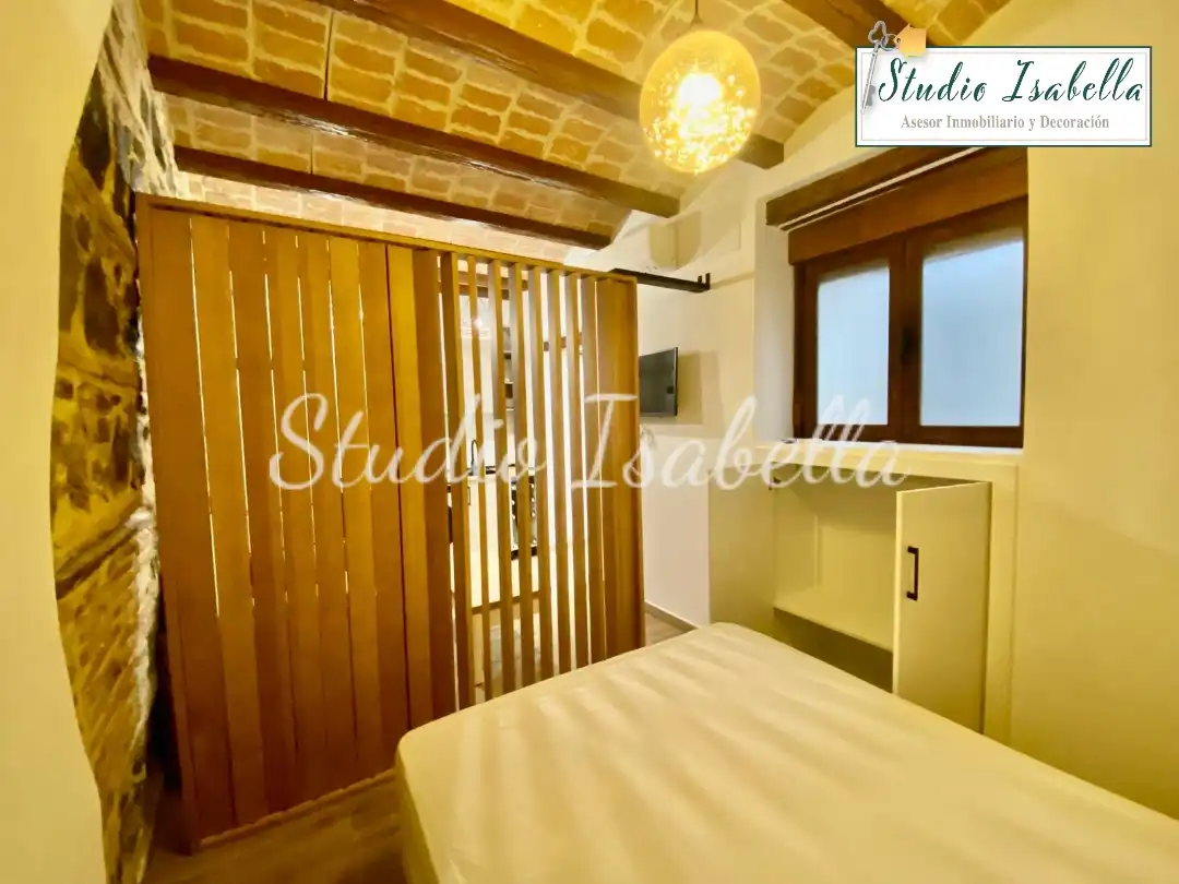 Bedroom of Lofts for rent in Toledo  with Air Conditioner, Heating and Furnished