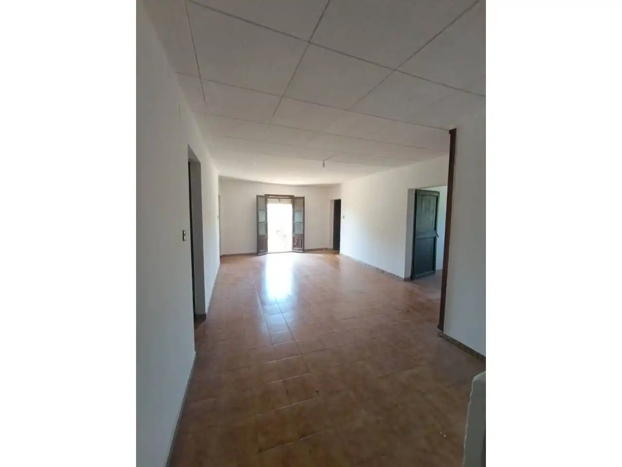 Finca rústica en venda en Aiguaviva amb Jardí privat