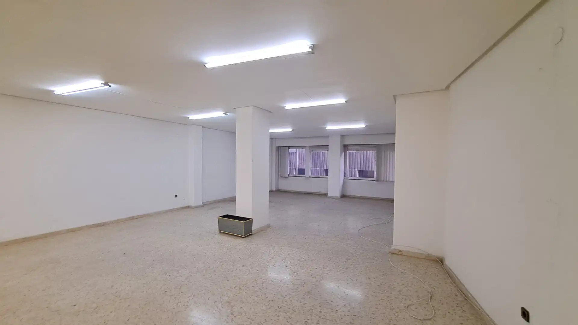 Office for rent in Ourense Capital 