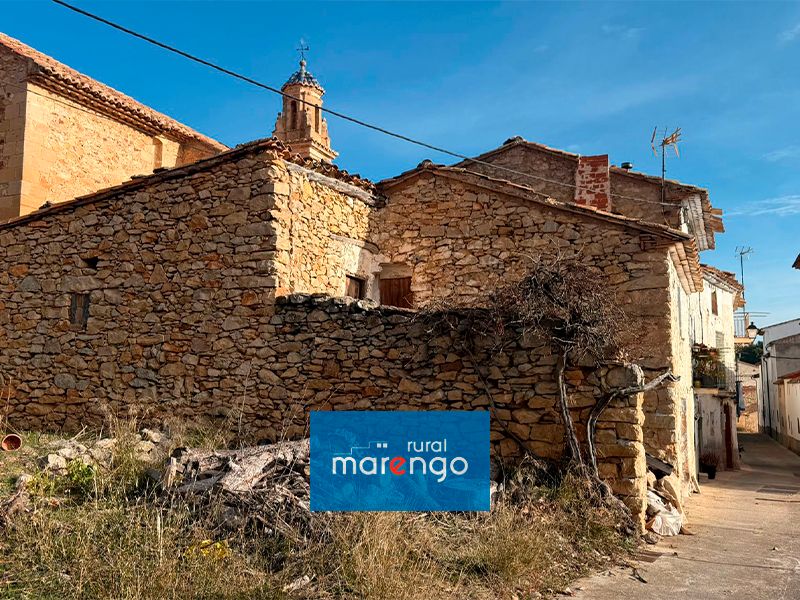 Vista exterior de Casa o xalet en venda en Zucaina amb Terrassa