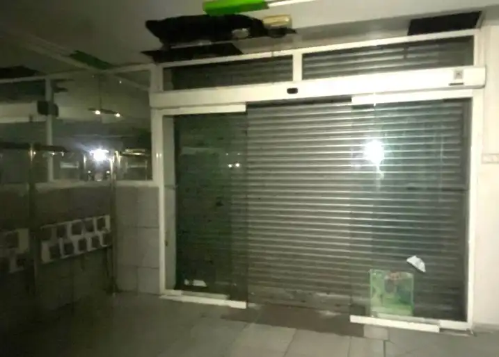 Local comercial en venta en Carrer de l'Alcalde Armengou 13, imagen 8