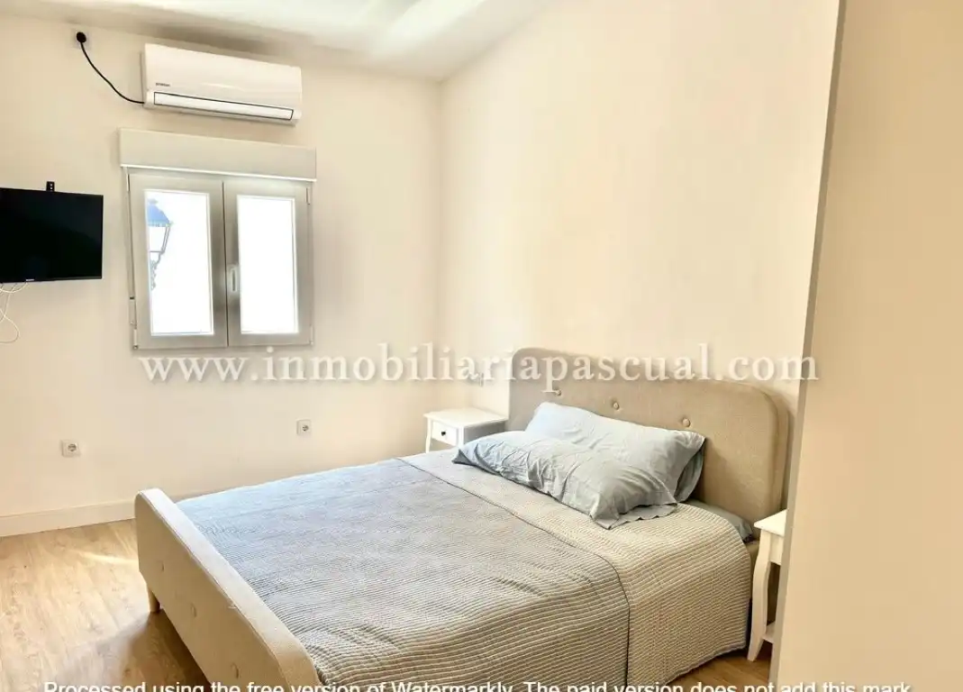 Bedroom of Houses for sale in Beniarrés