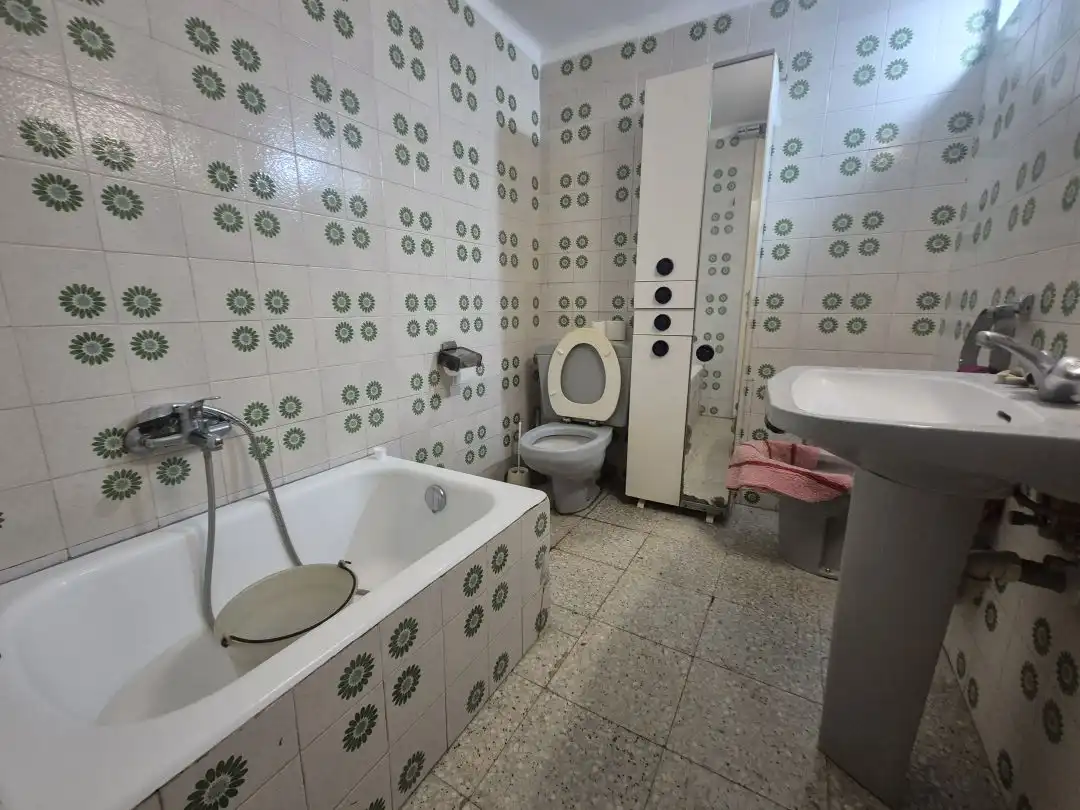 Baño de Piso en venta en Valle de Tobalina con Calefacción, Jardín privado y Trastero