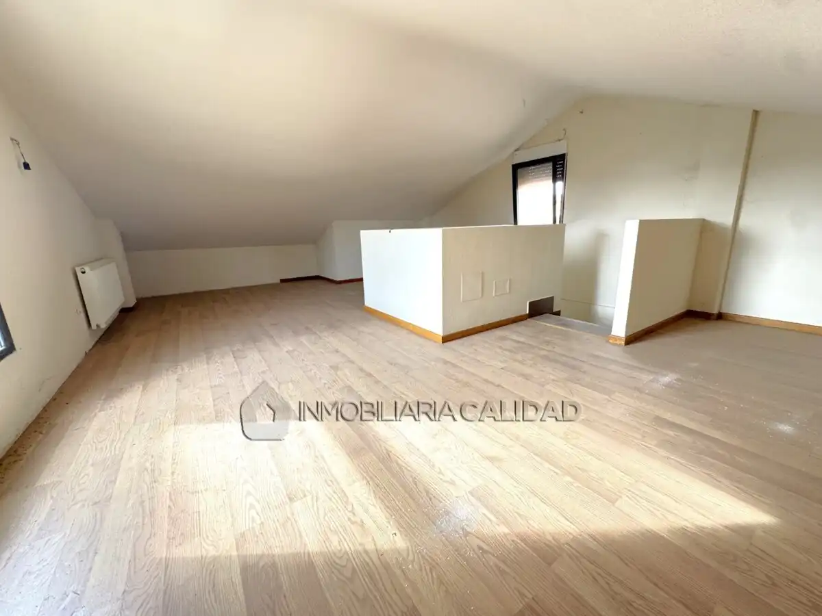 Casa o chalet en venta en Alfoz de Quintanadueñas con Calefacción