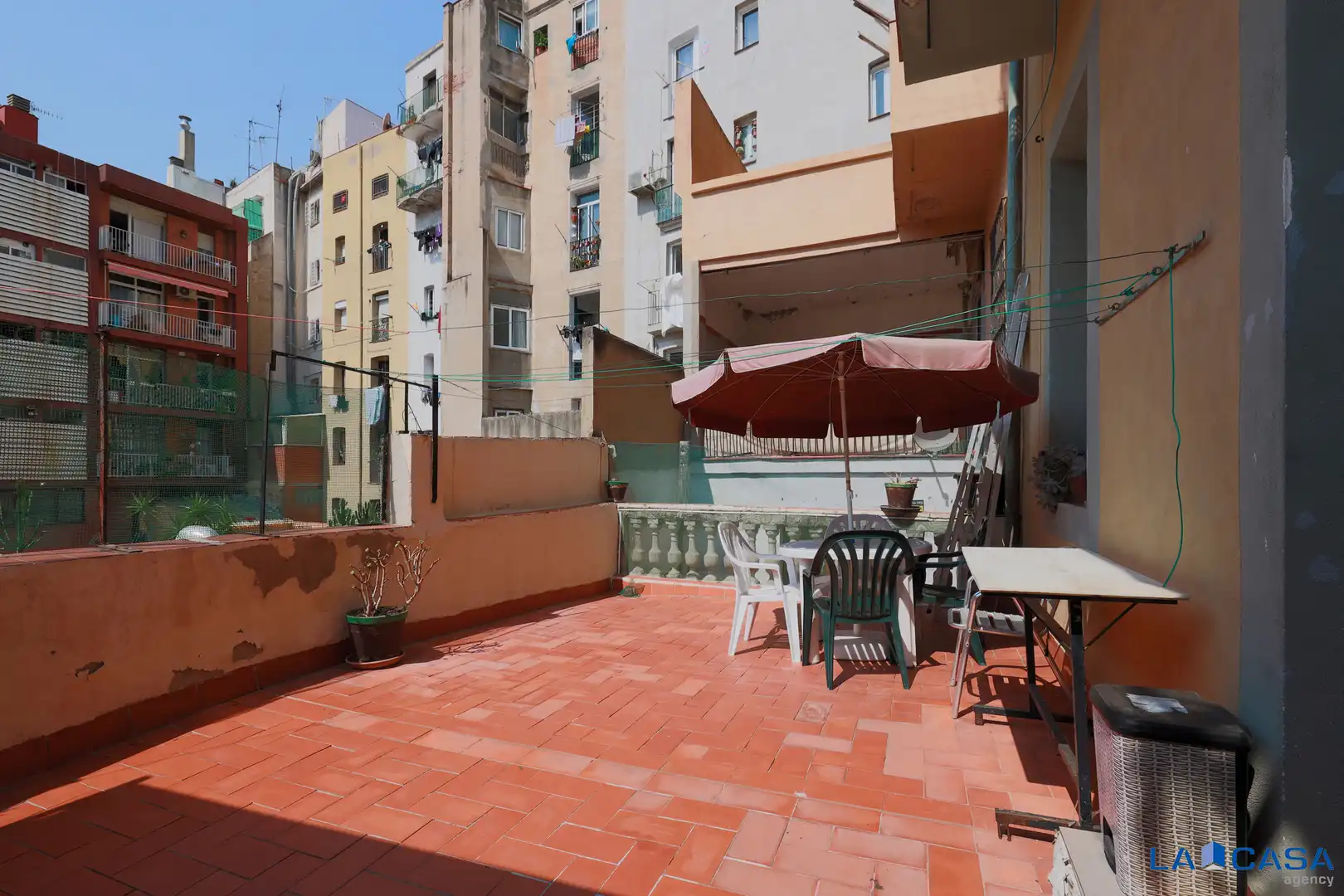 Appartamento con terrazza in vendita a Carrer de l'Om