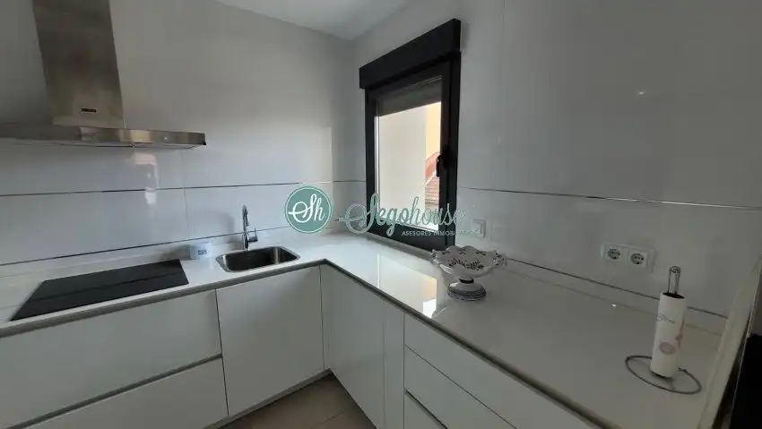 Cocina de Piso de alquiler en Segovia con Aire acondicionado, Calefacción y Terraza