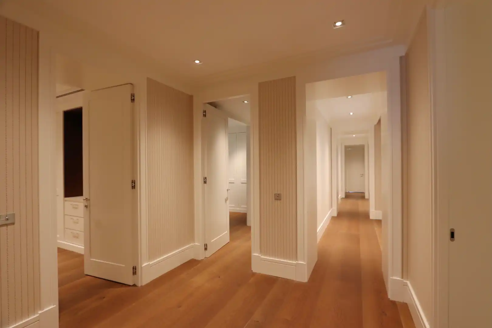 Flat for sale in Madrid  with Air Conditioner, Heating and Parquet flooring
