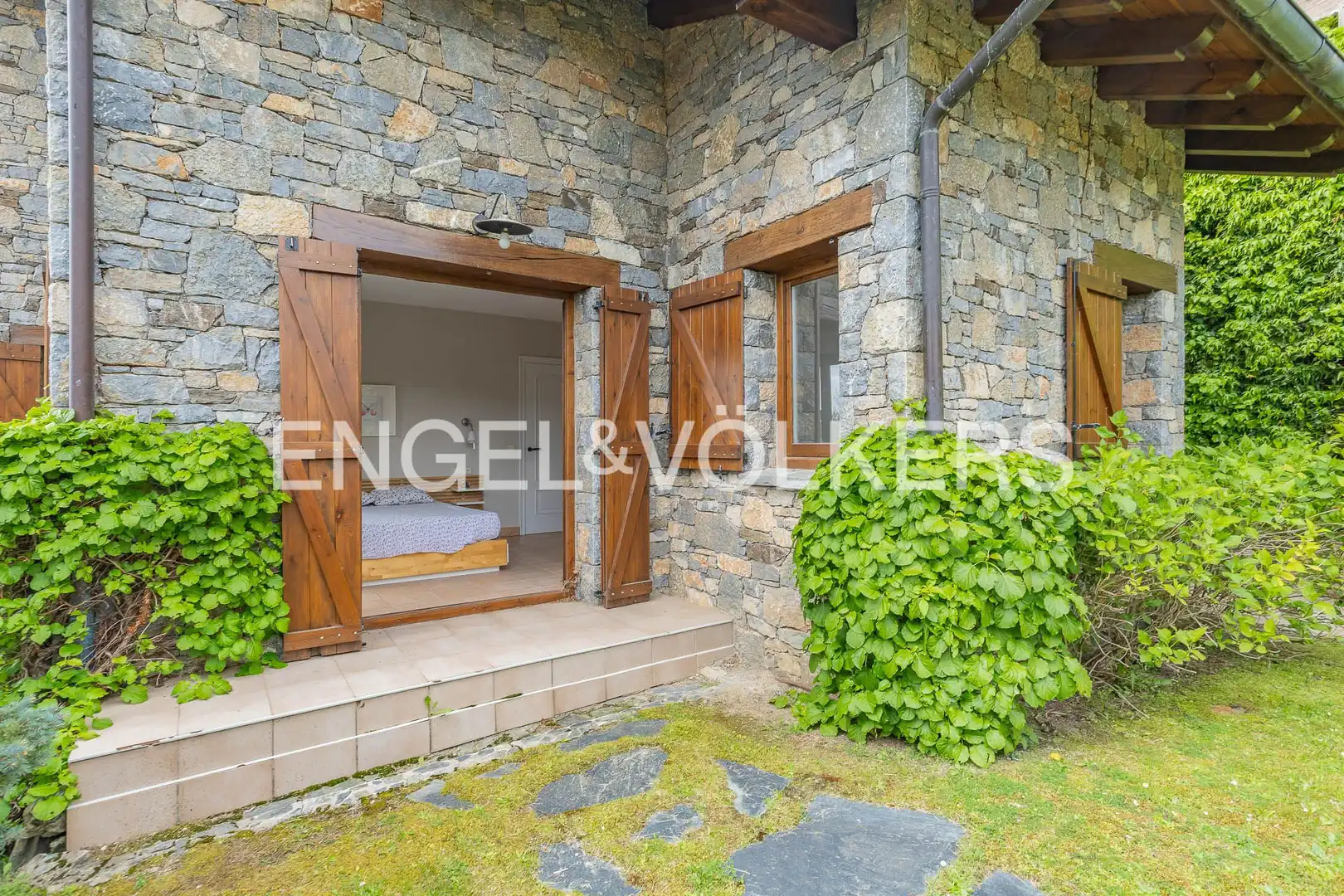 Terraza de Casa o chalet en venta en Molló con Calefacción, Jardín privado y Balcón