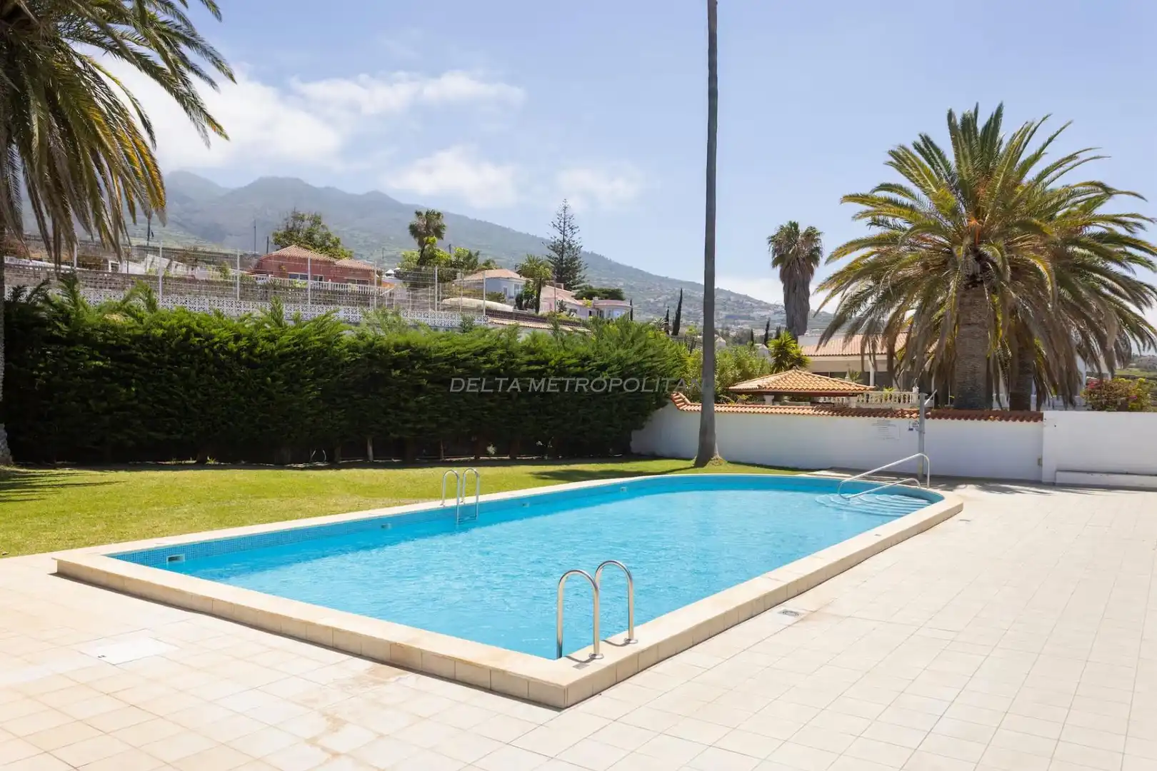 Piscina de Apartament en venda en La Victoria de Acentejo amb Terrassa, Traster i Moblat
