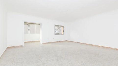 Foto 3 de Piso en venta en Rambla de Sant Jordi, Can Mas, Ripollet