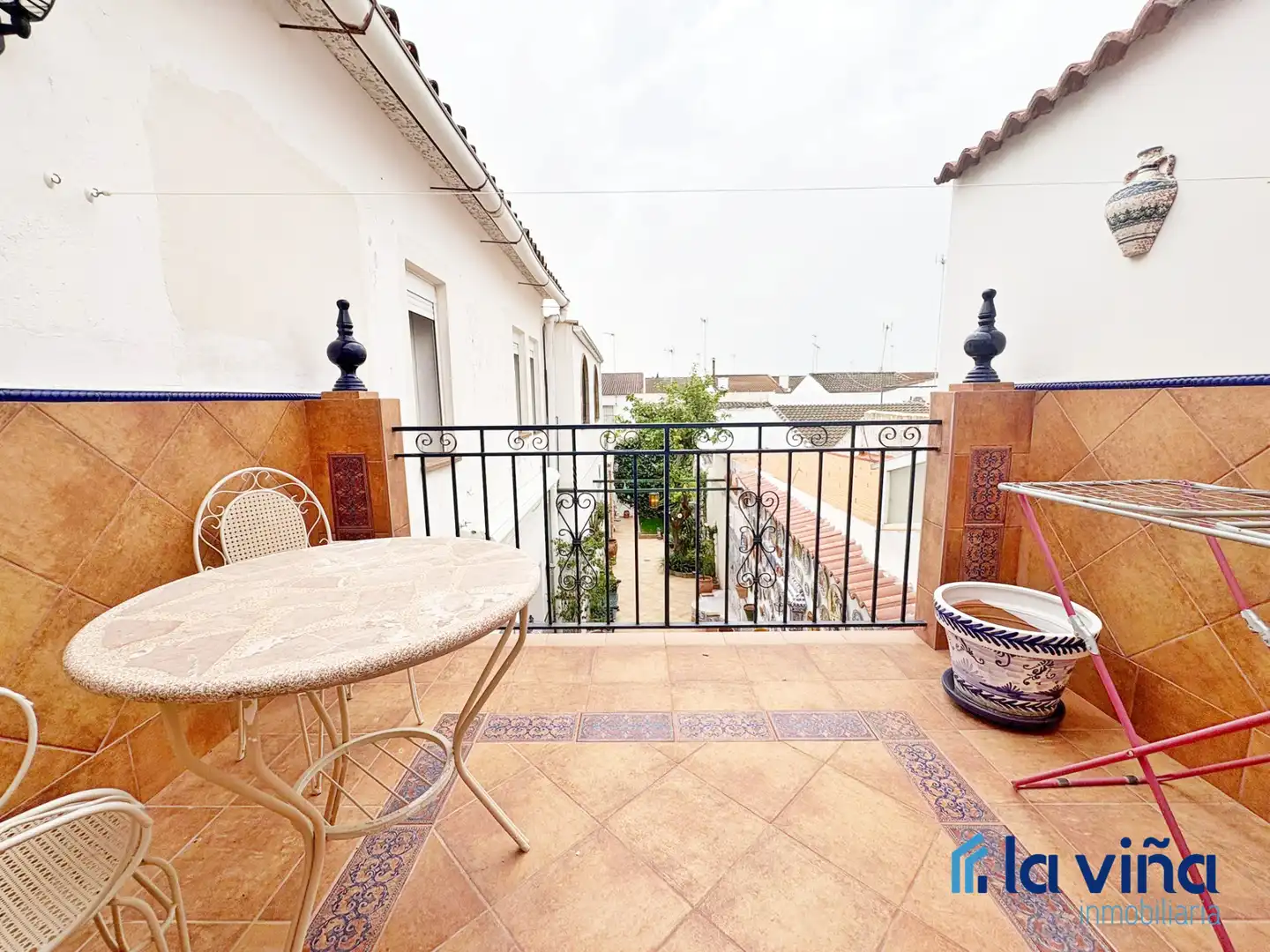 Terraza de Casa o chalet en venta en Aguadulce (Sevilla) con Calefacción, Jardín privado y Terraza