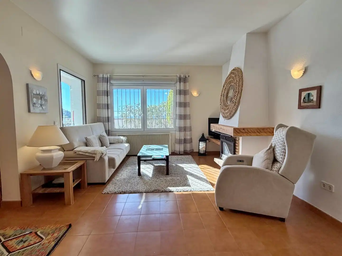 Wohnzimmer von Wohnungen zum Verkauf in Moraira mit Klimaanlage, Heizung und Terrasse