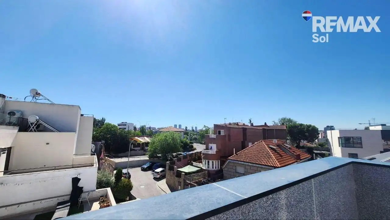 Vista exterior de Pis de lloguer en Madrid amb Aire condicionat, Calefacció i Moblat