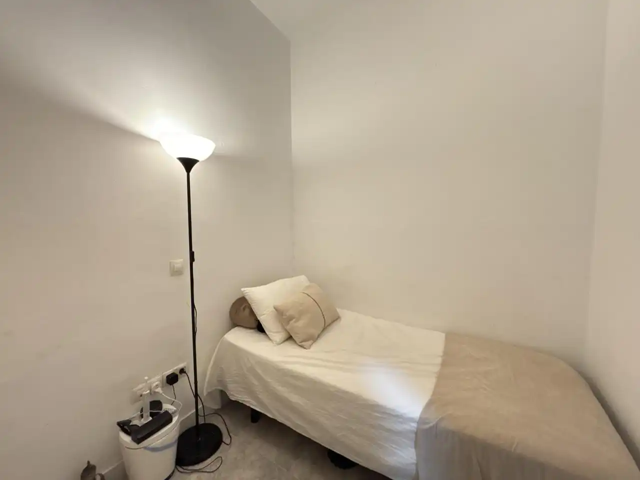 Dormitori de Planta baixa de lloguer en Madrid