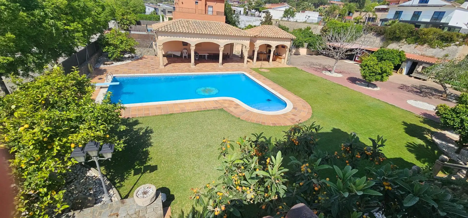 Swimming pool of Houses for sale in Mataró  with Air Conditioner, Heating and Terrace