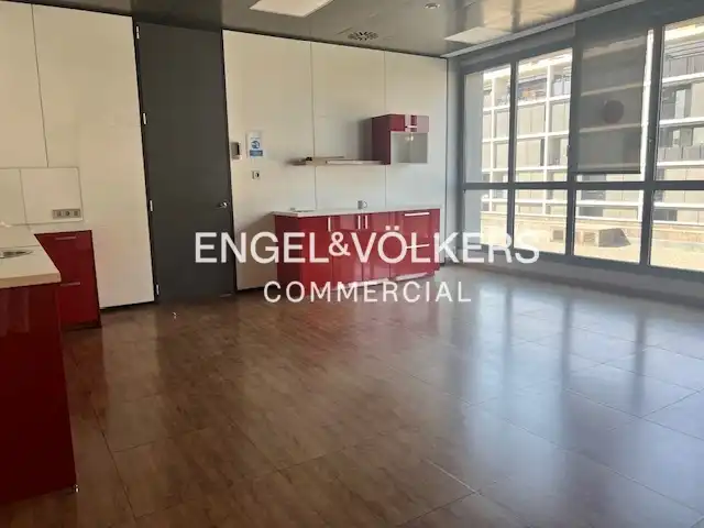 Oficina de lloguer en Sant Joan Despí amb Aire condicionat