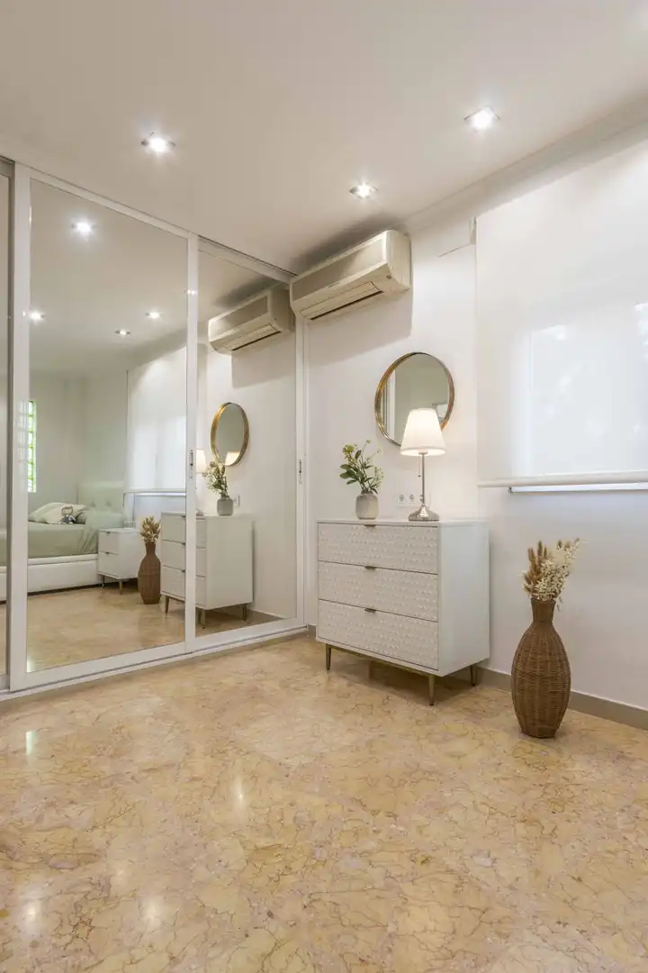 Habitación de Casa o chalet en venta en Torrent con Aire acondicionado, Calefacción y Jardín privado