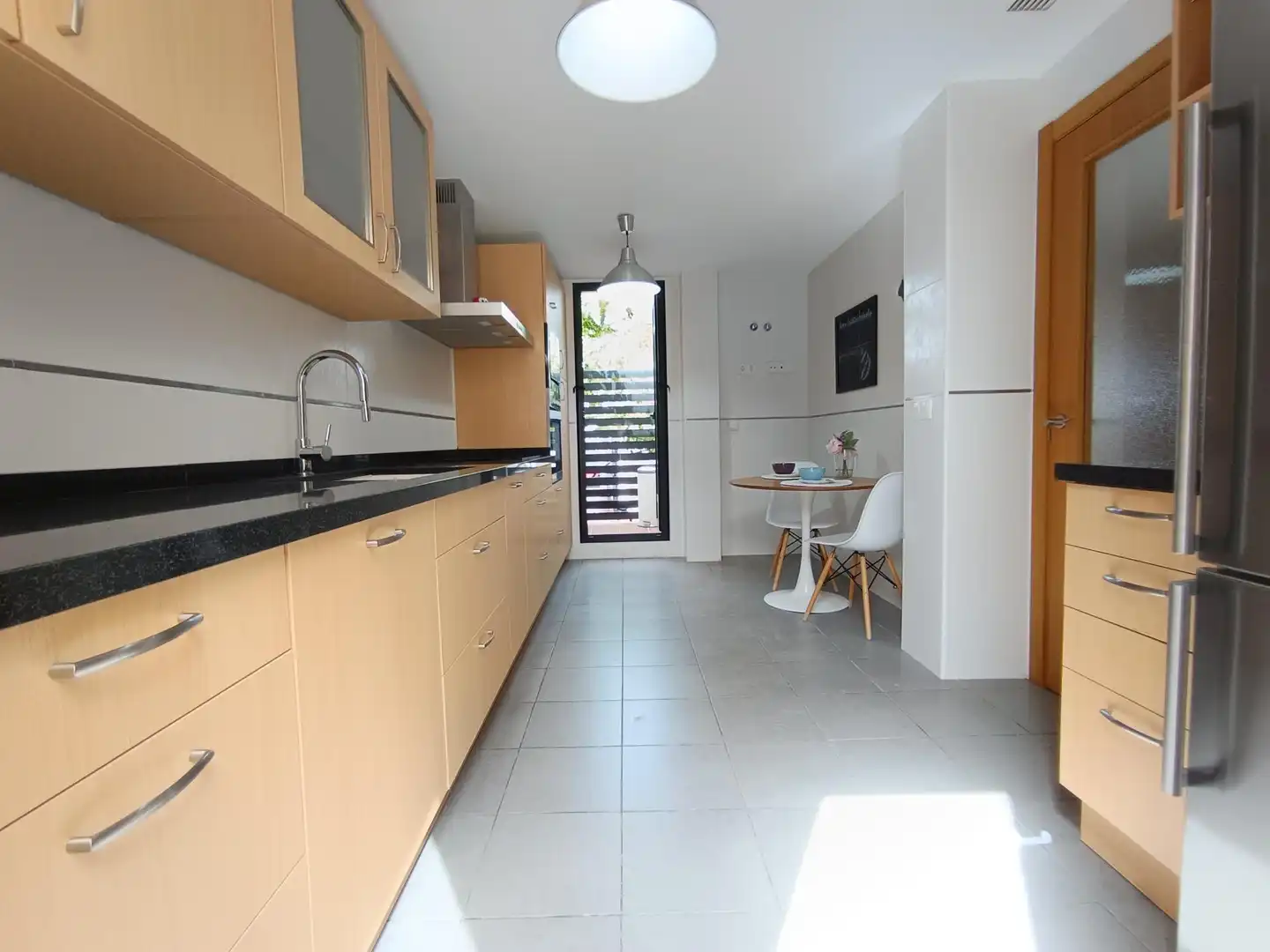 Cocina de Casa adosada en venta en Molina de Segura con Aire acondicionado, Calefacción y Jardín privado