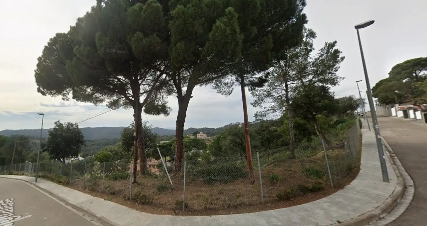 Terrenos y solares en venta en Lloret Verd - Els Pinars