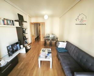 Living room of Flat for sale in Salamanca Capital  with Heating and Balcony