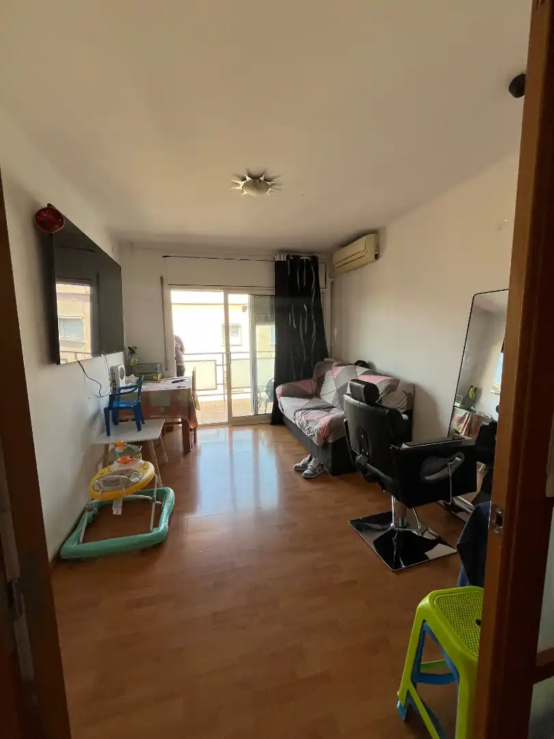 Living room of Flat for sale in Mollet del Vallès  with Air Conditioner, Heating and Parquet flooring
