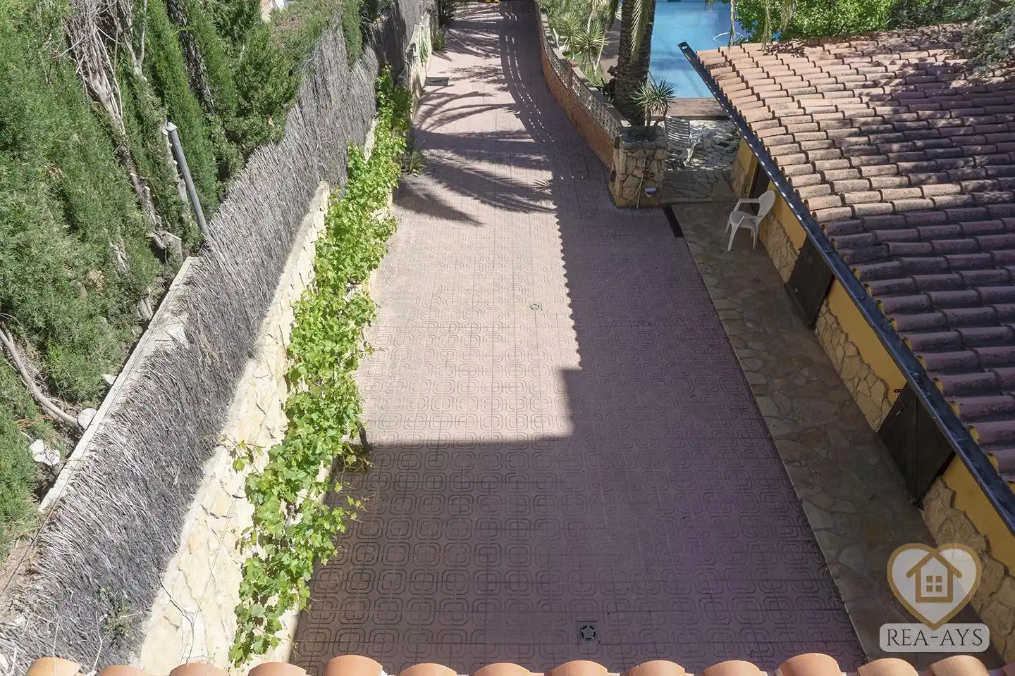 Vista exterior de Casa o chalet en venta en Vallirana con Jardín privado, Terraza y Trastero