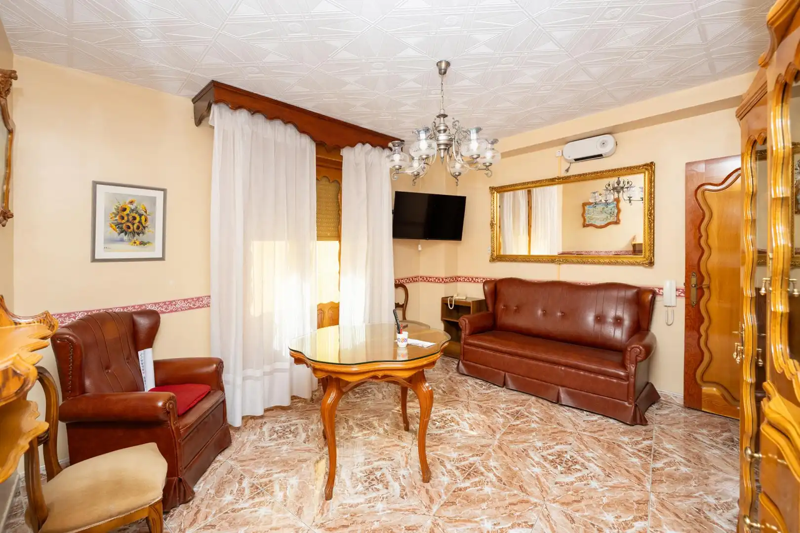 Sala de estar de Edificio en venta en Lanjarón