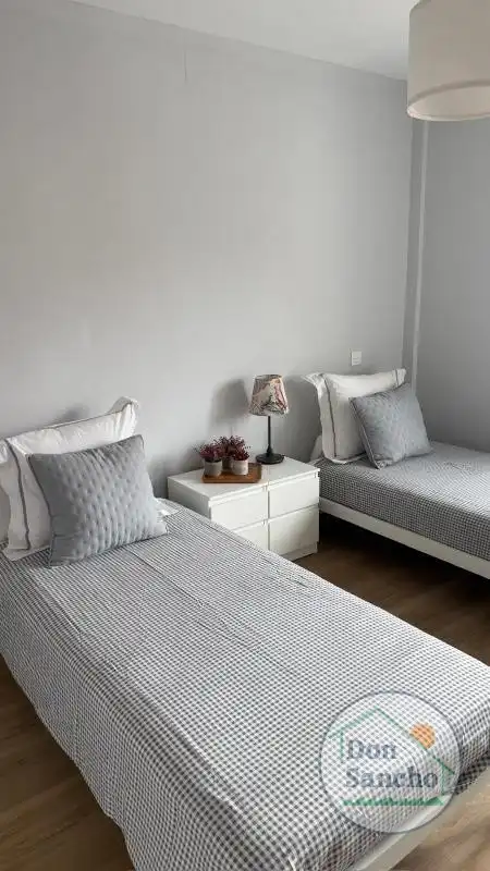Habitación de Piso en venta en Valladolid con Calefacción