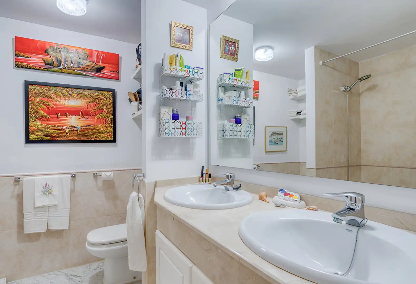 Bathroom of Attic for sale in Manilva  with Air Conditioner, Terrace and Swimming Pool