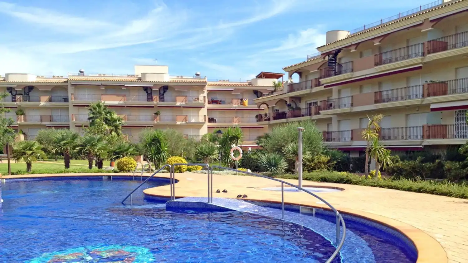 Piscina de Ático en venta en La Ràpita con Aire acondicionado, Calefacción y Parquet