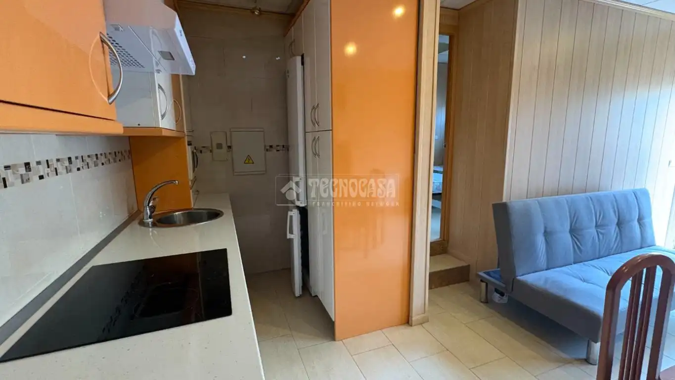 Cocina de Piso en venta en Alcalá de Henares con Aire acondicionado