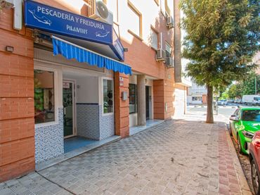 Locale commerciale in vendita a Avenida de Europa