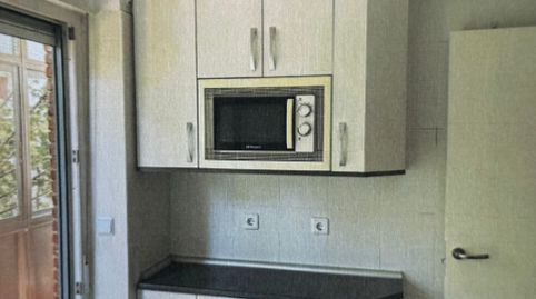 Foto 2 de Piso de alquiler en Calle de Sorzano, 11, San Juan Bautista, Madrid Capital