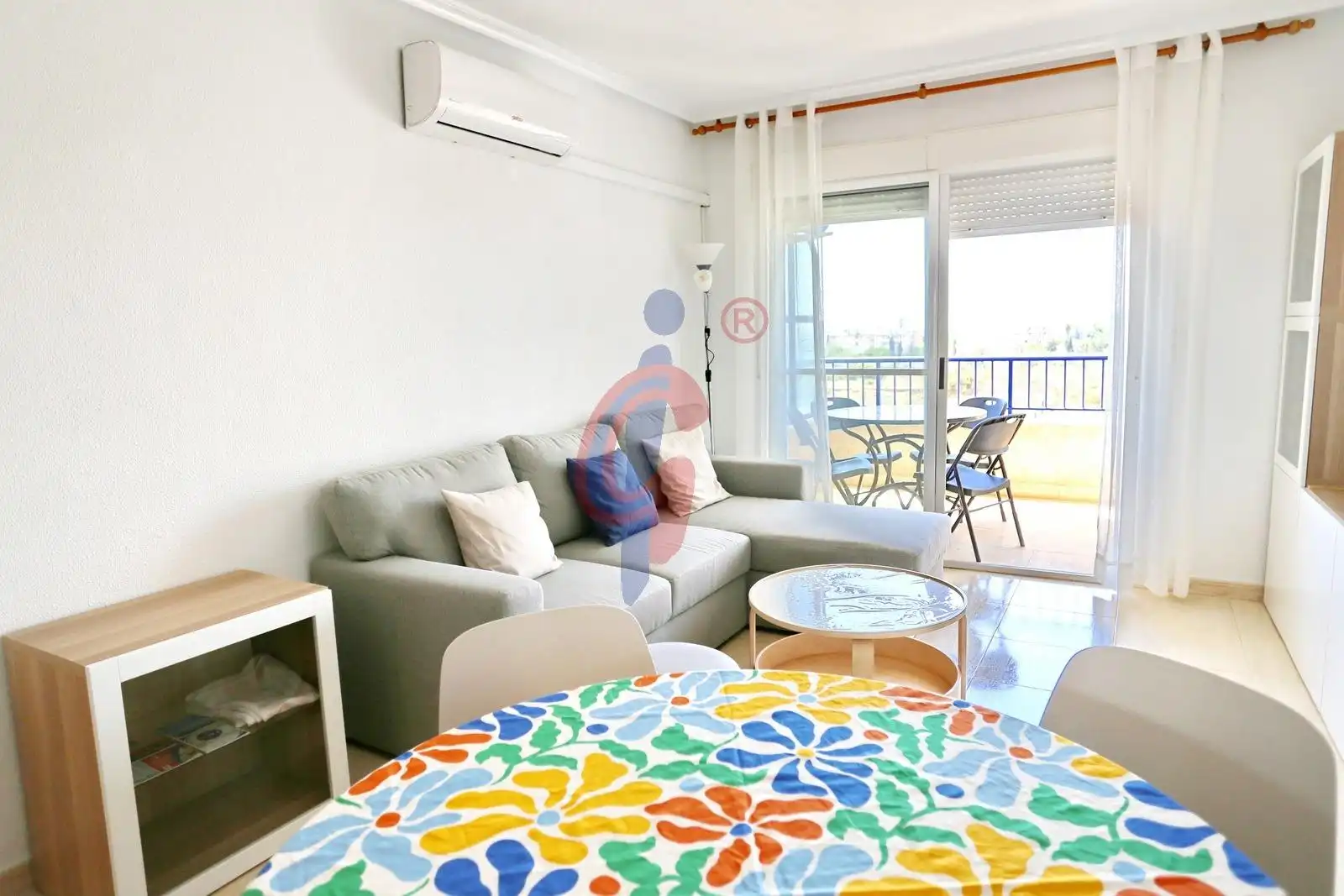 Living room of Flat for sale in Guardamar del Segura  with Air Conditioner, Heating and Terrace