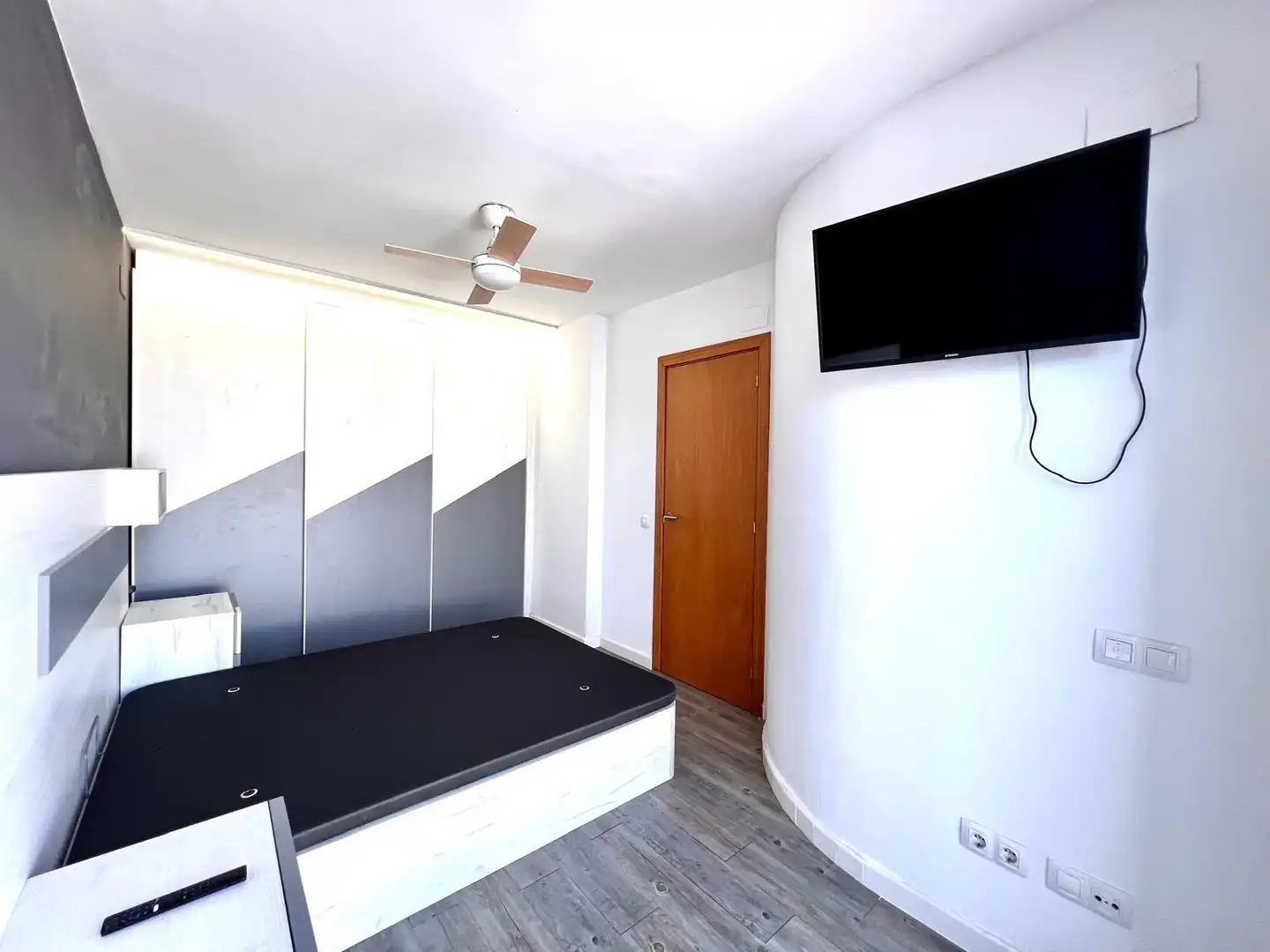 Bedroom of Duplexes for sale in Santa Bàrbara