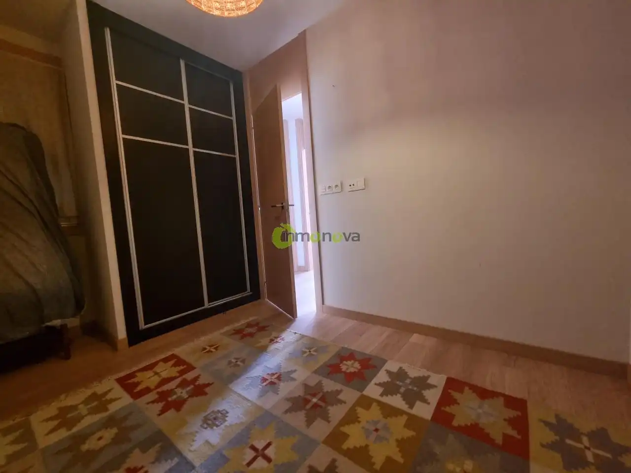 Habitación de Piso en venta en Cangas  con Calefacción y Trastero