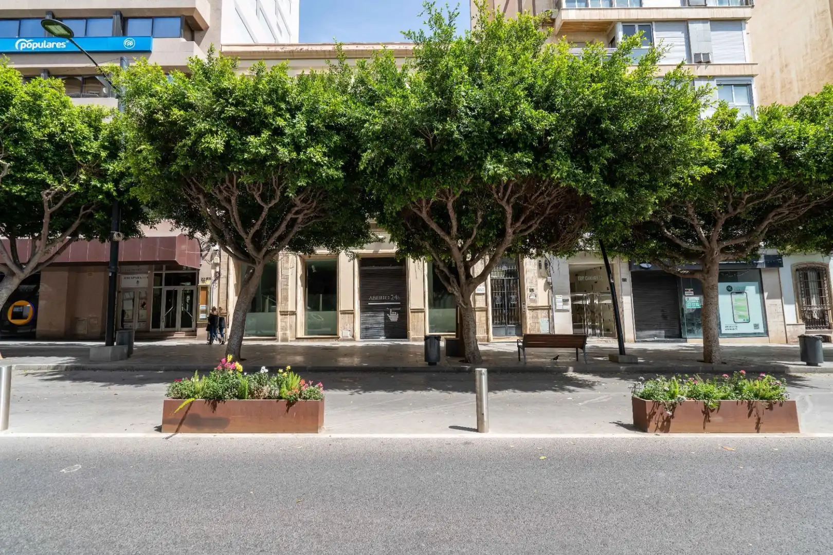 Local comercial en alquiler en Paseo de Almería 57, imagen 8